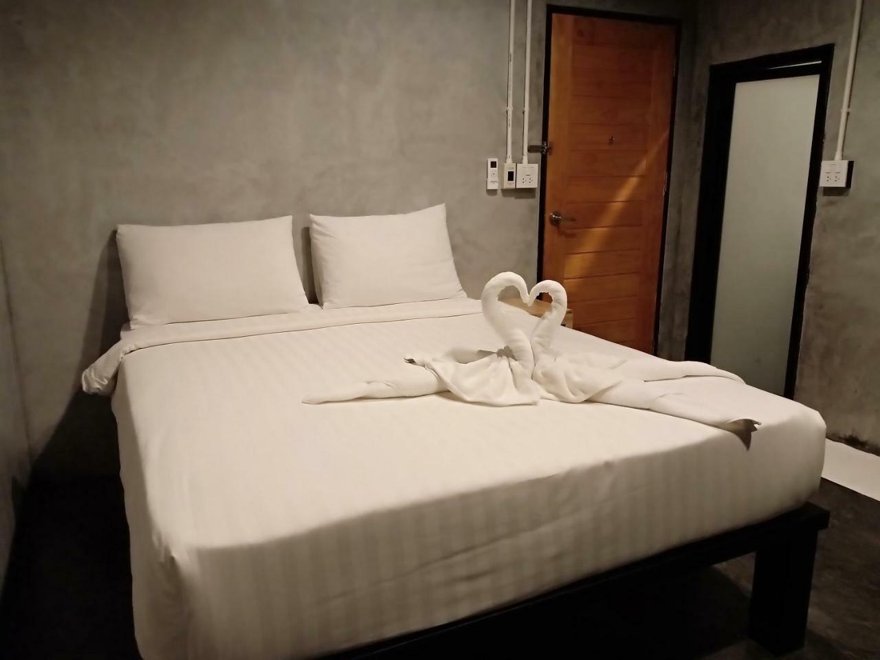 Auberge de jeunesse Loftel @ Nakhon à Nakhon Si Thammarat Extérieur photo